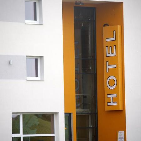 Sweet And Smart Sarreguemines - Hambach Hotel Luaran gambar