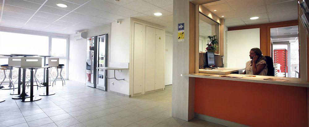 Sweet And Smart Sarreguemines - Hambach Hotel Luaran gambar