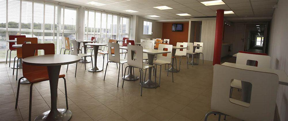 Sweet And Smart Sarreguemines - Hambach Hotel Luaran gambar